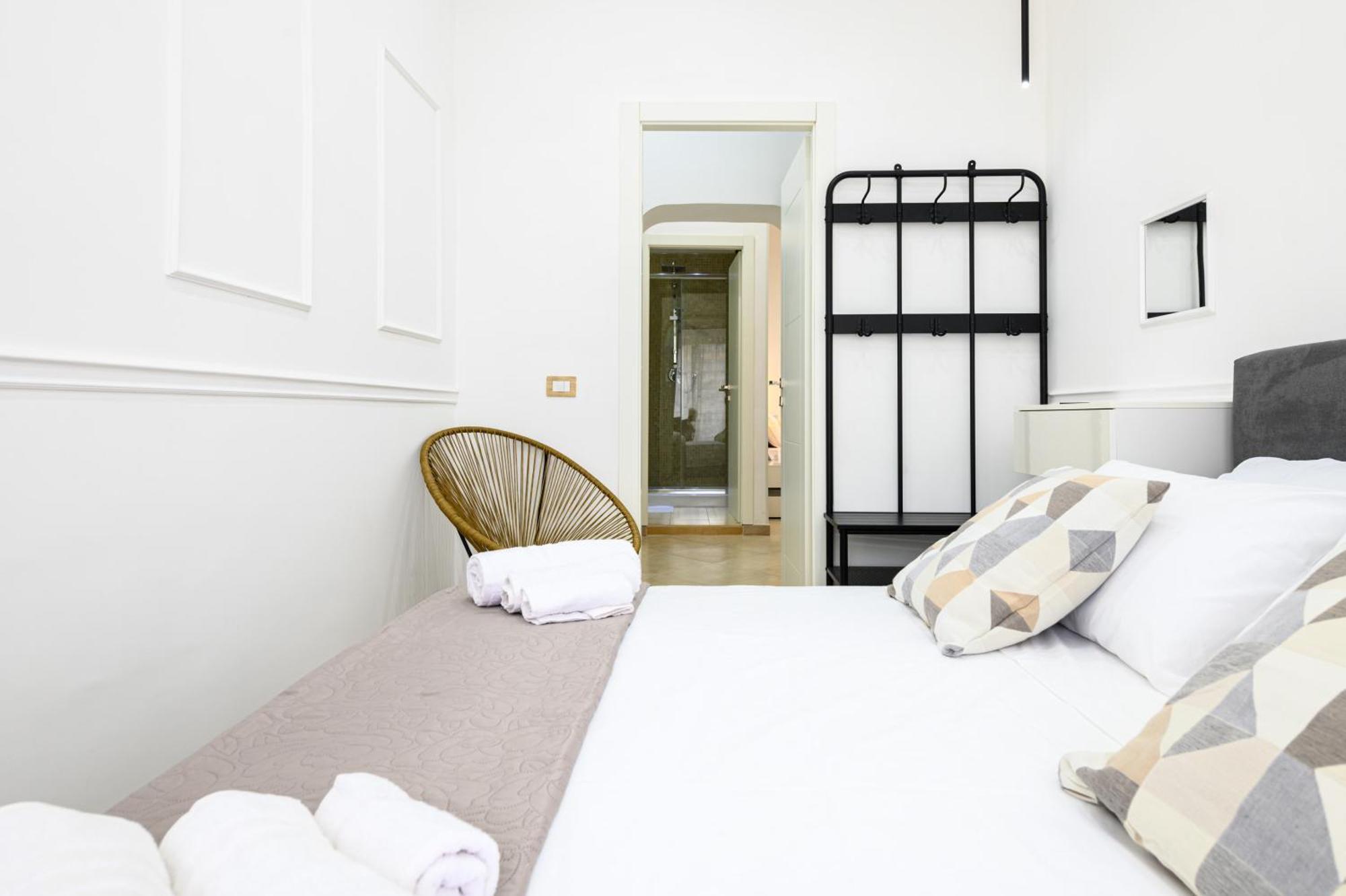 Giordano Suite Center Napoli Bagian luar foto