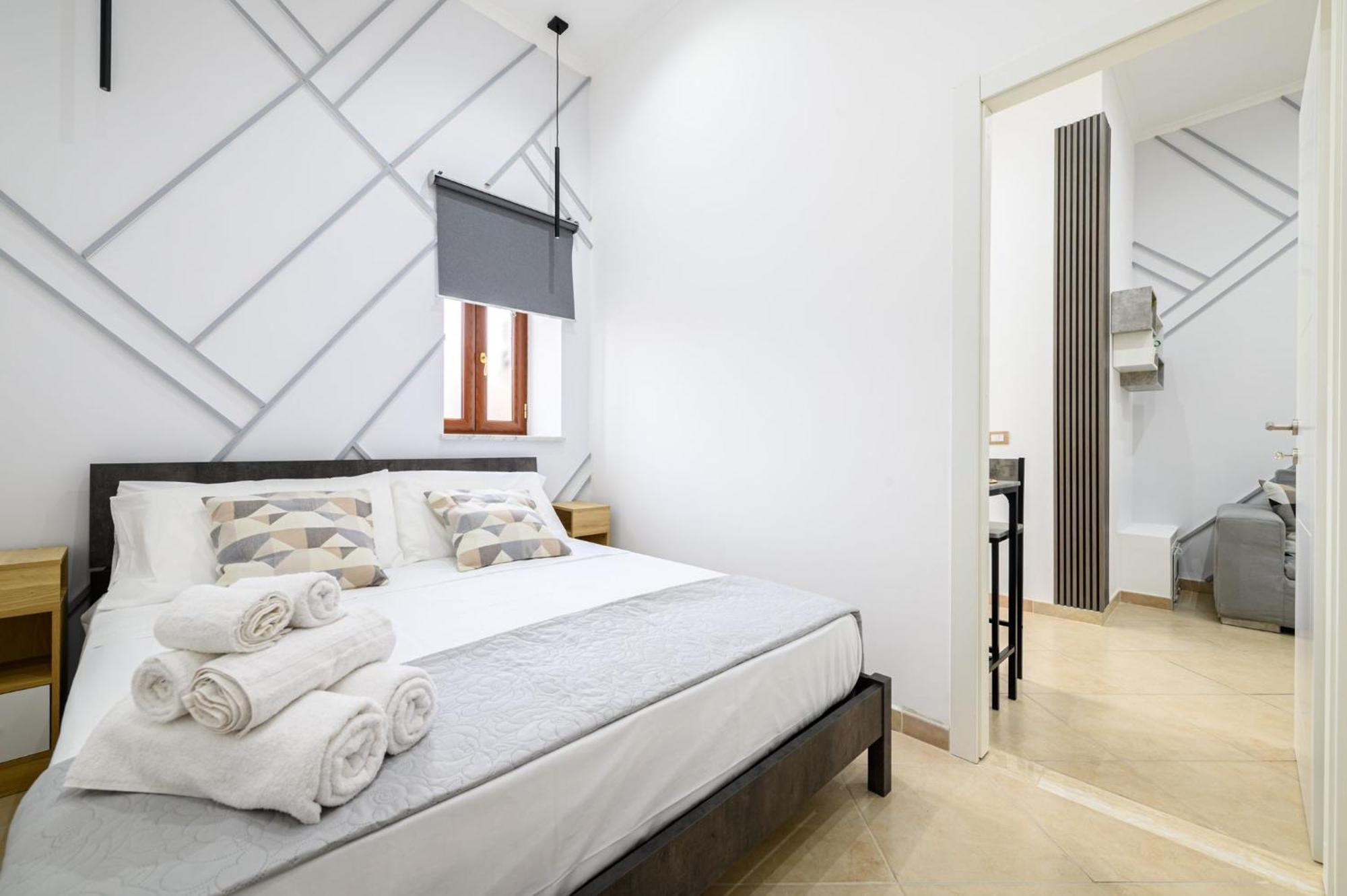 Giordano Suite Center Napoli Bagian luar foto