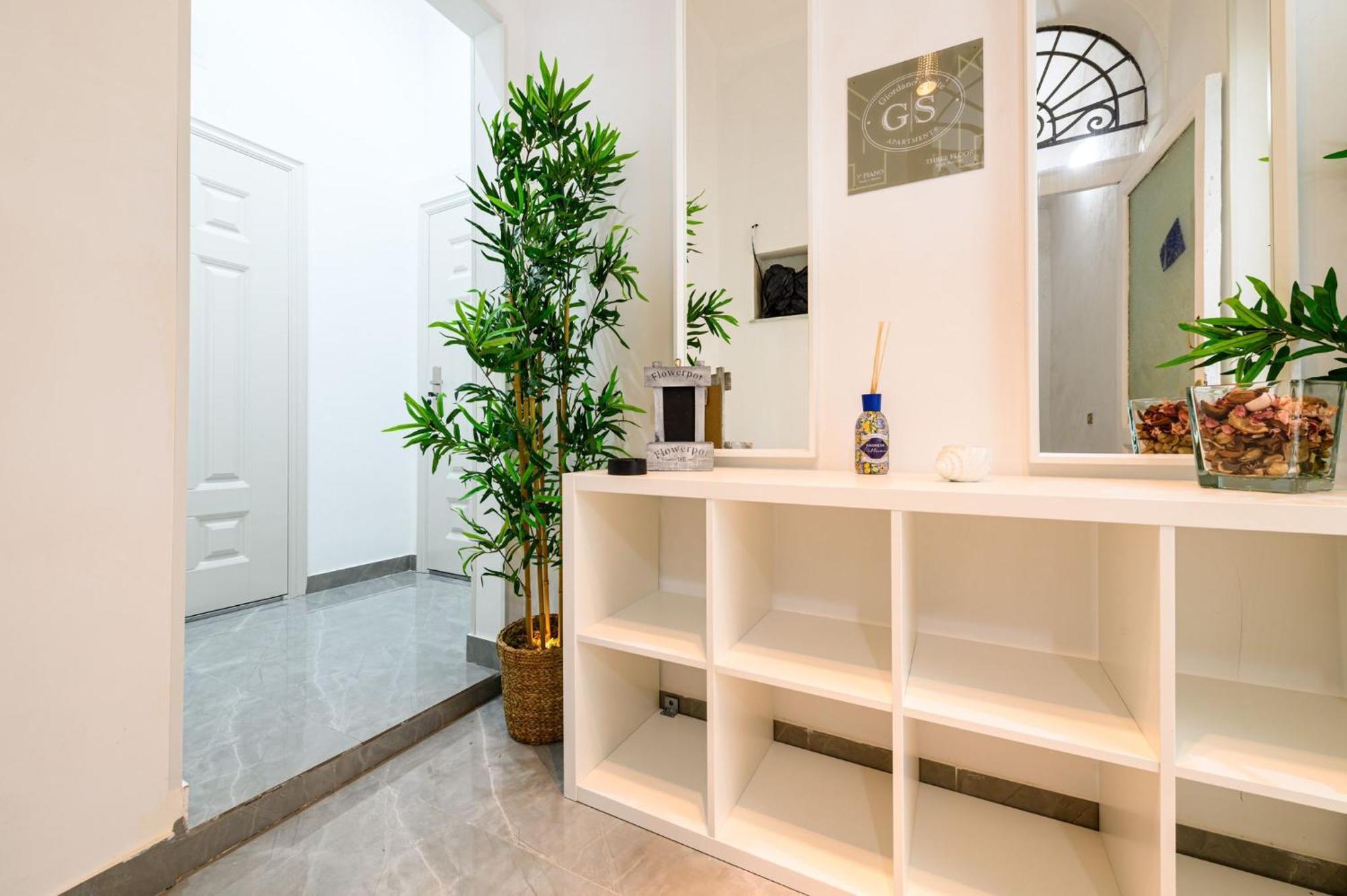 Giordano Suite Center Napoli Bagian luar foto